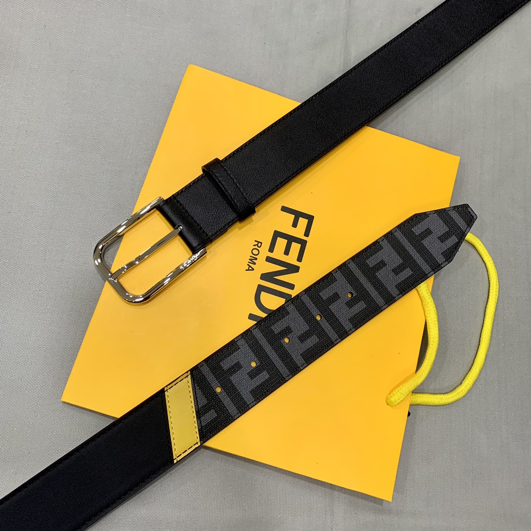 Fendi 五金做工精细 线条流畅 表面光滑 𝐙𝐏电镀工艺 香港通关【𝐇𝐀𝐀𝐒】 进口皮料