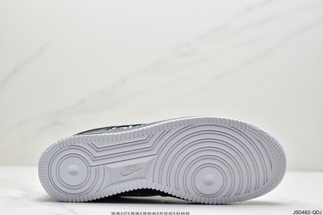 200 耐克Nike Air Force 1 Low  空军一号低帮百搭休闲运动板鞋DO2704