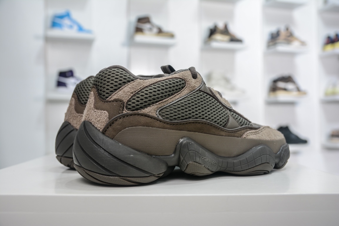 Adidas Yeezy Clay Brown