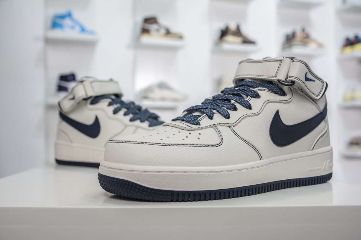 260 秋冬新品  Nike Air Force 1 Mid '07 米深蓝 满天星中帮空军一号休闲板鞋 MU3603-202