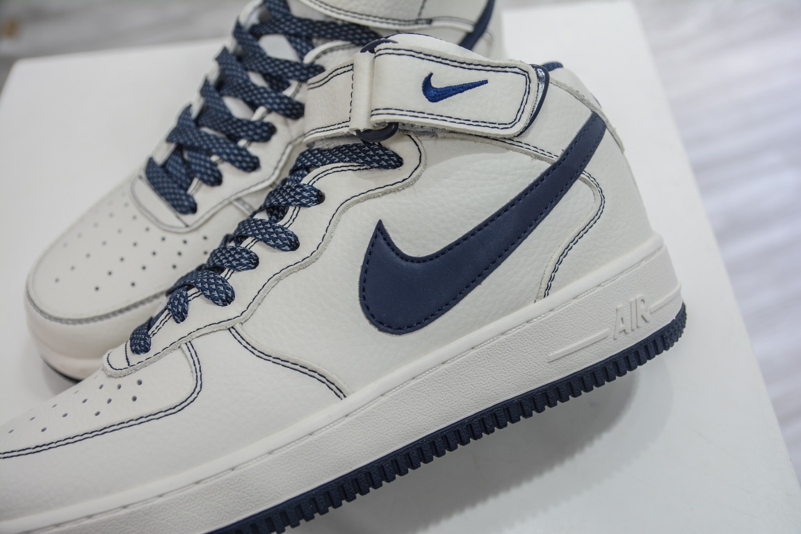 260 秋冬新品  Nike Air Force 1 Mid '07 米深蓝 满天星中帮空军一号休闲板鞋 MU3603-202