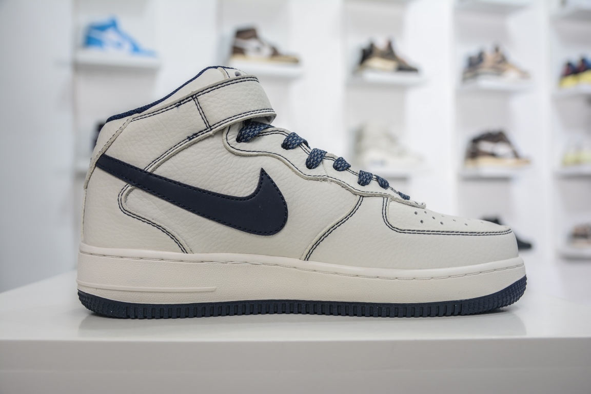 260 秋冬新品  Nike Air Force 1 Mid '07 米深蓝 满天星中帮空军一号休闲板鞋 MU3603-202