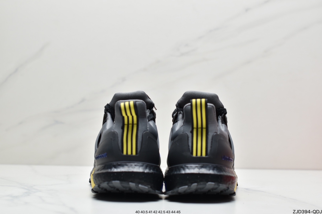 240 阿迪达斯Adidas Ultraboost DNA UB全掌爆米花休闲运动跑鞋GY6312