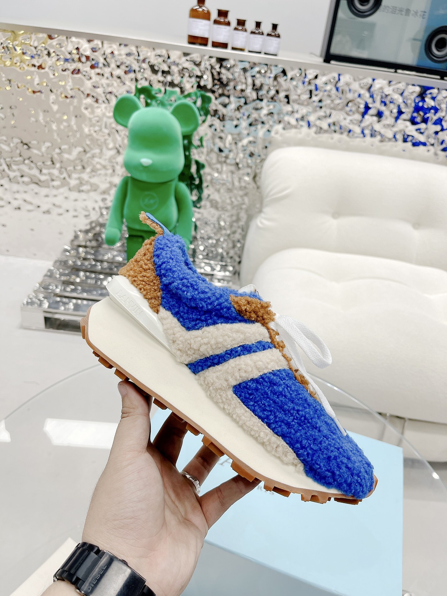 P625 Top Version: Lanvin x Gallery Department Hairy Leisure Shoes, Fusion of Style and Comfort - 图片 5