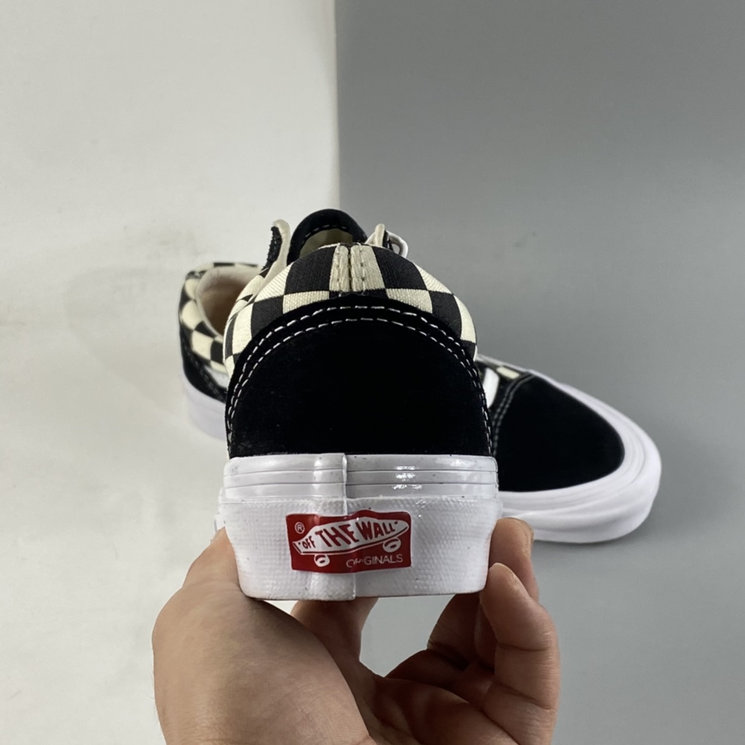 P140  Vans Old Skool 安娜海姆经典黑白棋盘格 VN0A4P3X639