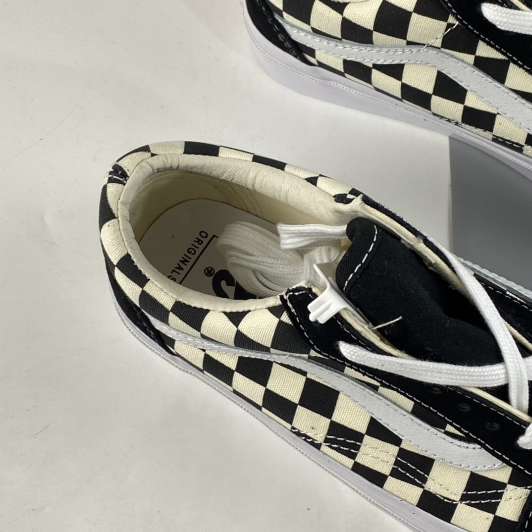 P140  Vans Old Skool 安娜海姆经典黑白棋盘格 VN0A4P3X639