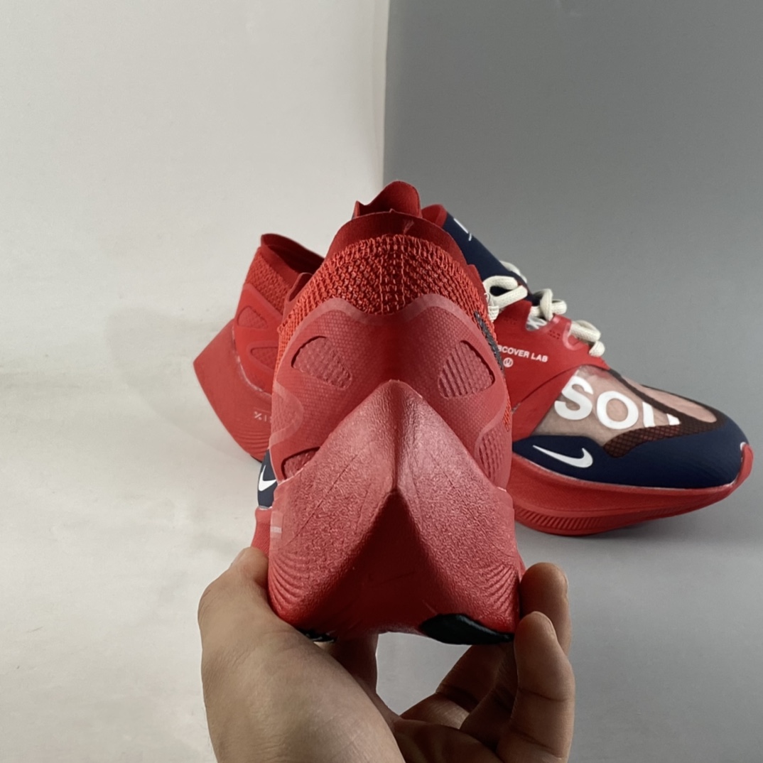 P220  NIKE ZoomX Vaporfly Next% / Gyakusou  CT4894-600