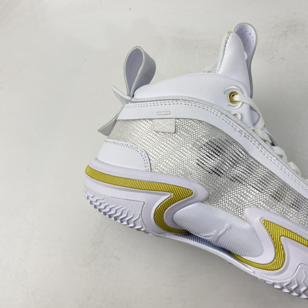 P260  Air Jordan XXXV Sp-Tp PF LRAJ36 乔36代 白金配色DM7580-100