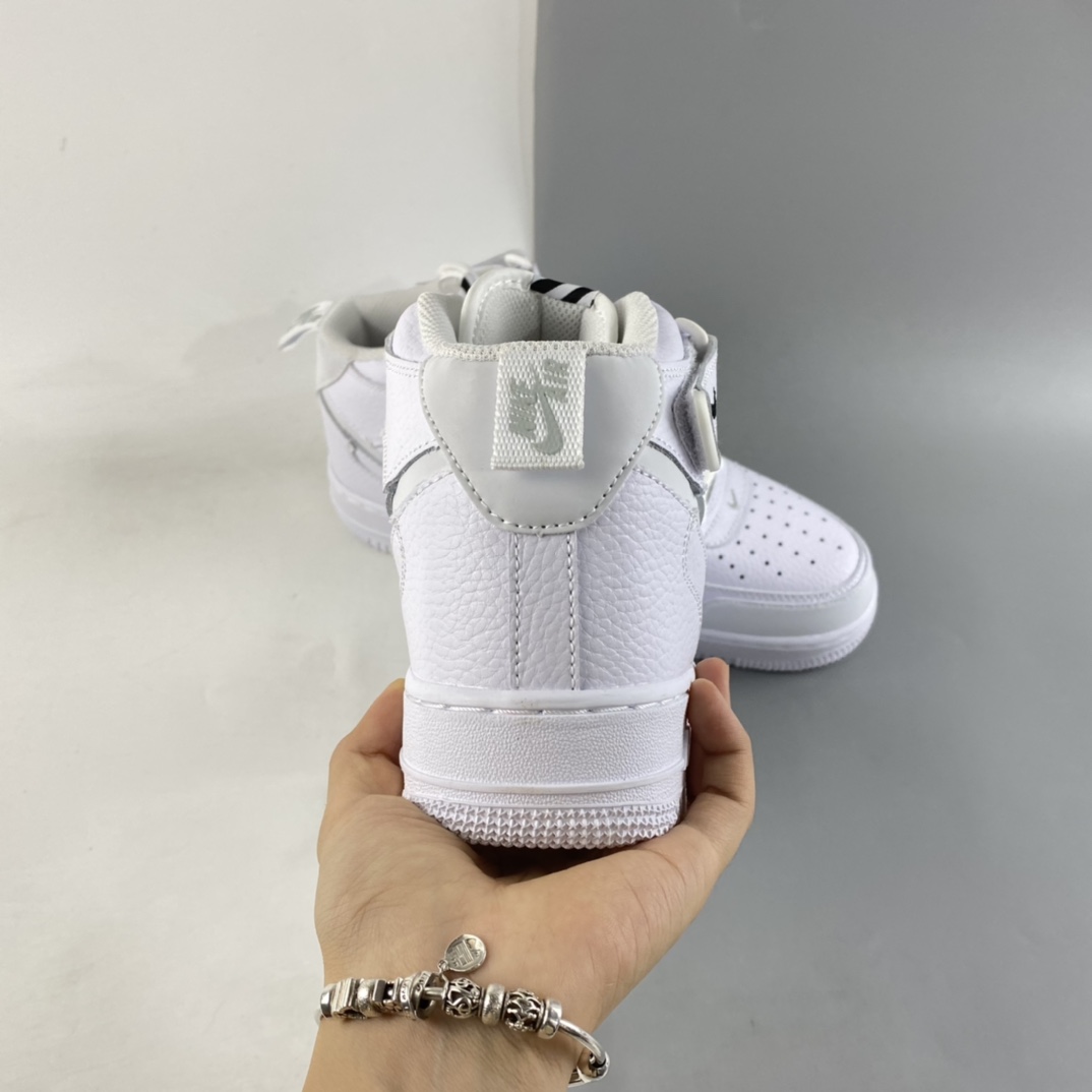 P240  NIKE Air Force 1 Mid Premium 全白反光空军一号中邦休闲板鞋 CU3088-606
