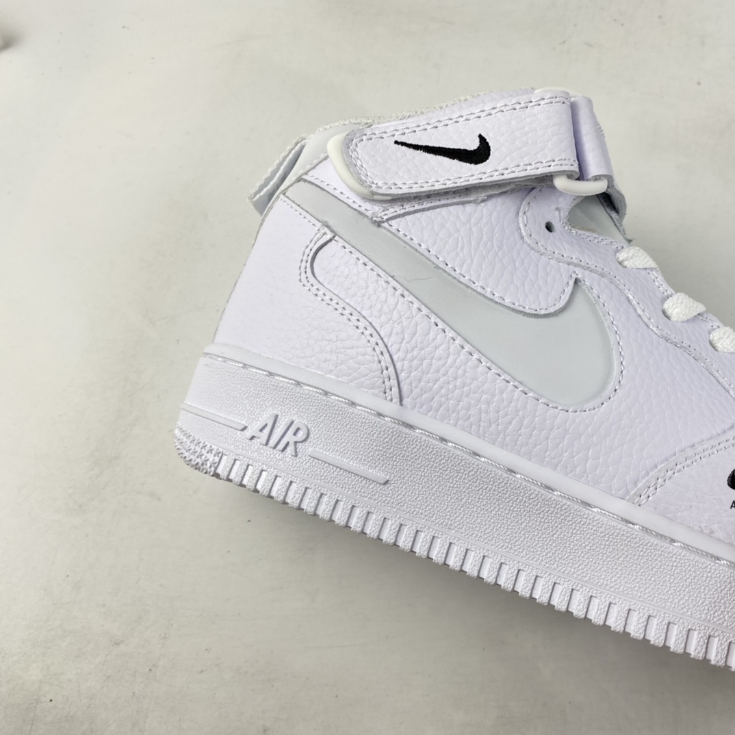 P240  NIKE Air Force 1 Mid Premium 全白反光空军一号中邦休闲板鞋 CU3088-606