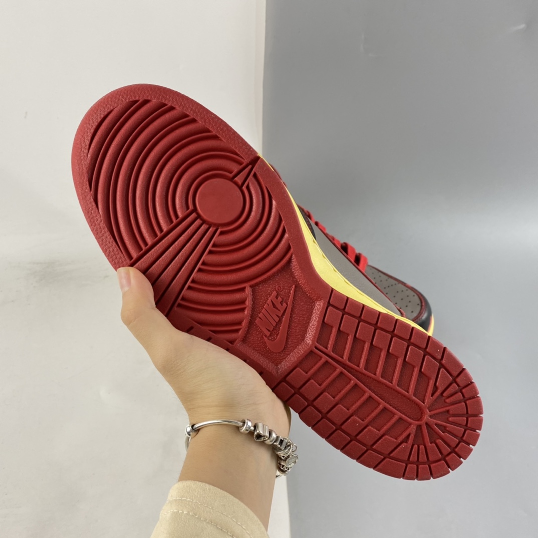 P480  NIKE Dunk High 1985 ”Red Camo”灰红酸洗扎染 高帮复古休闲板鞋 DD9404-600