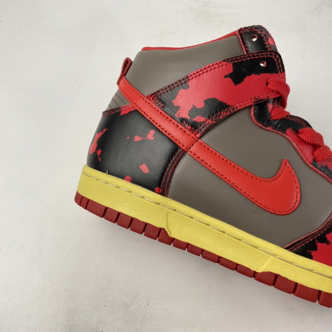 P480  NIKE Dunk High 1985 ”Red Camo”灰红酸洗扎染 高帮复古休闲板鞋 DD9404-600