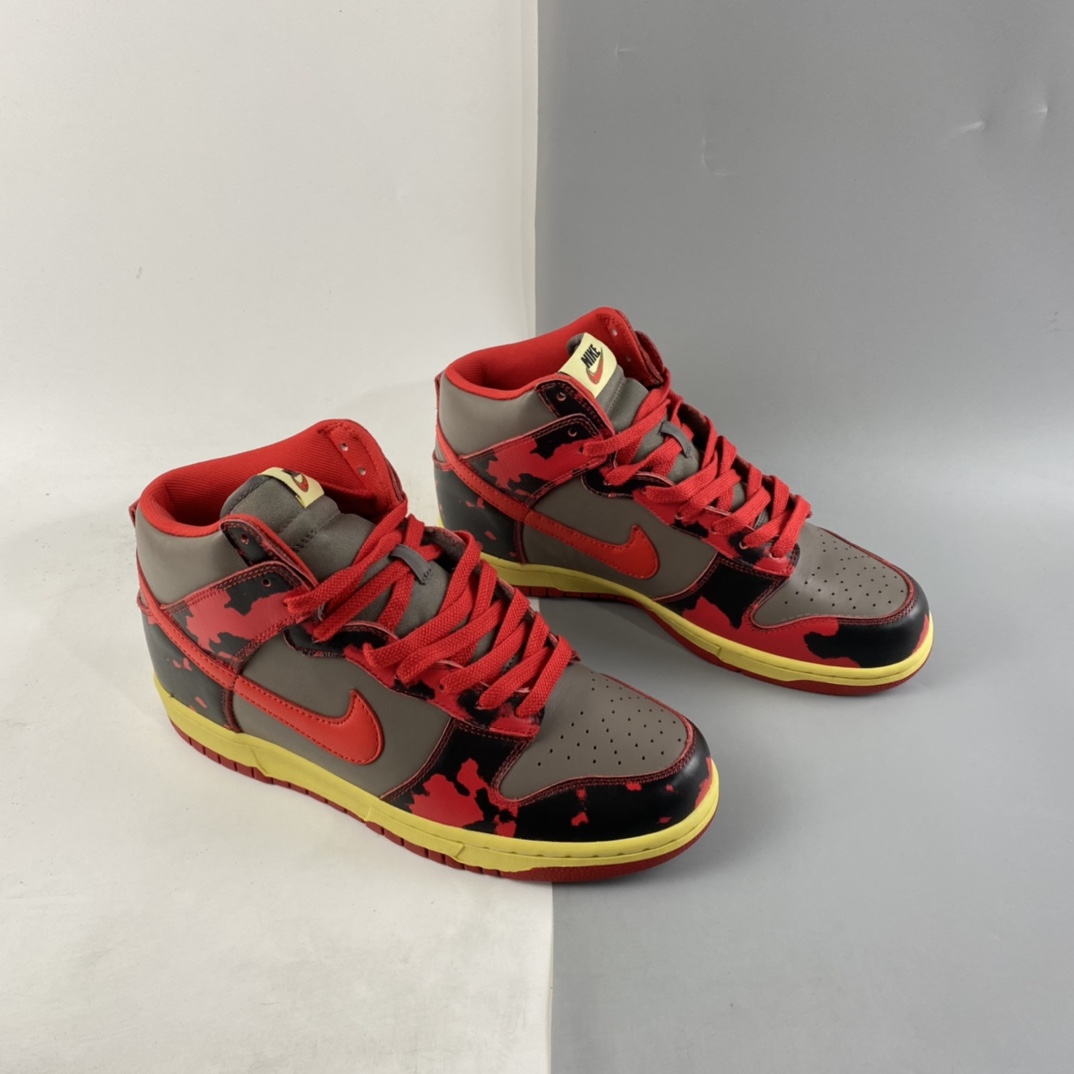 P480  NIKE Dunk High 1985 ”Red Camo”灰红酸洗扎染 高帮复古休闲板鞋 DD9404-600
