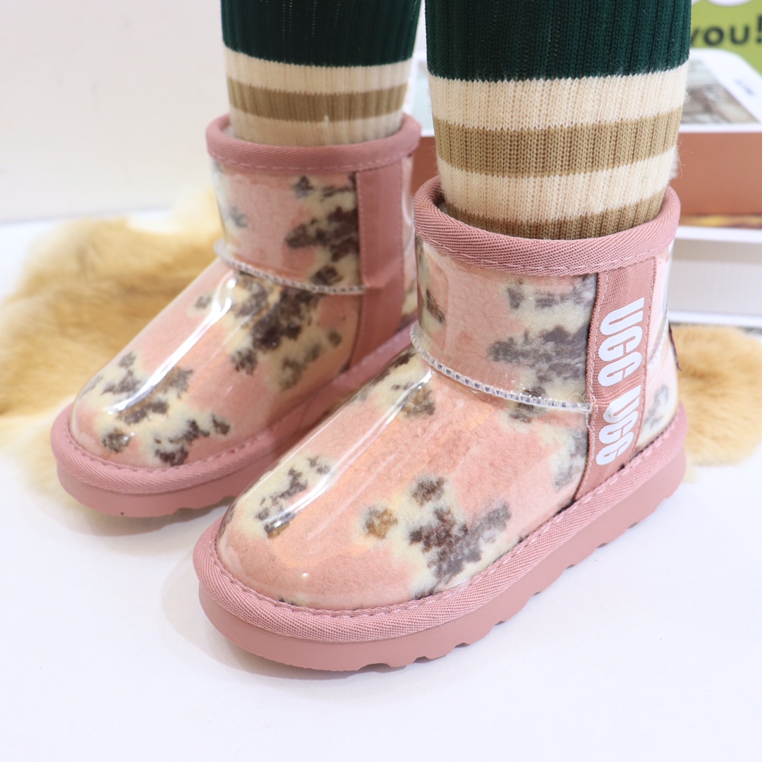 上脚配色合集实拍～ 今年新出的周冬雨同款果冻靴真的是可可爱爱🦙 上脚是一如既往的柔软舒服保暖⬇️-选品中心