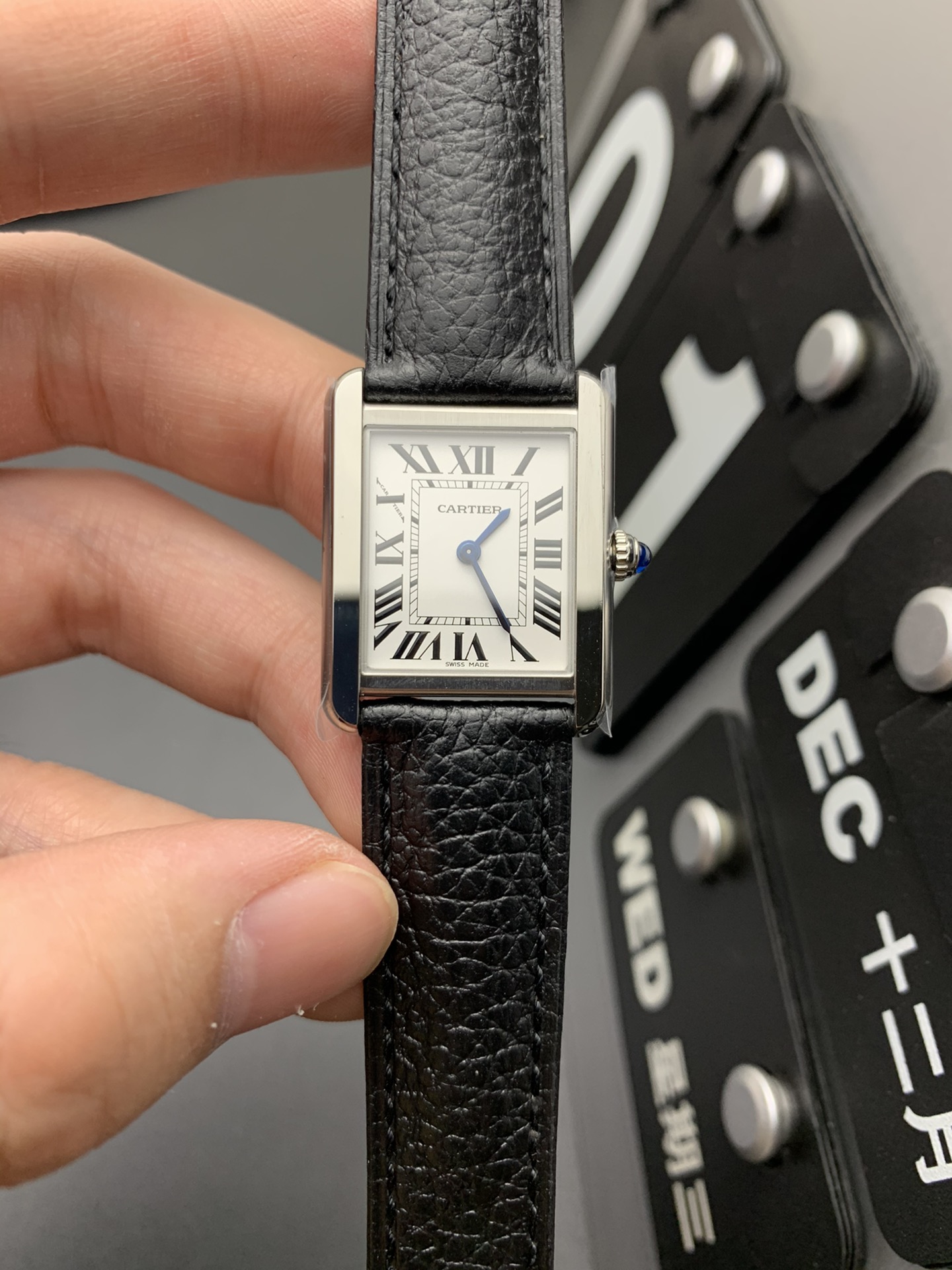 Cartier K11 石英坦克