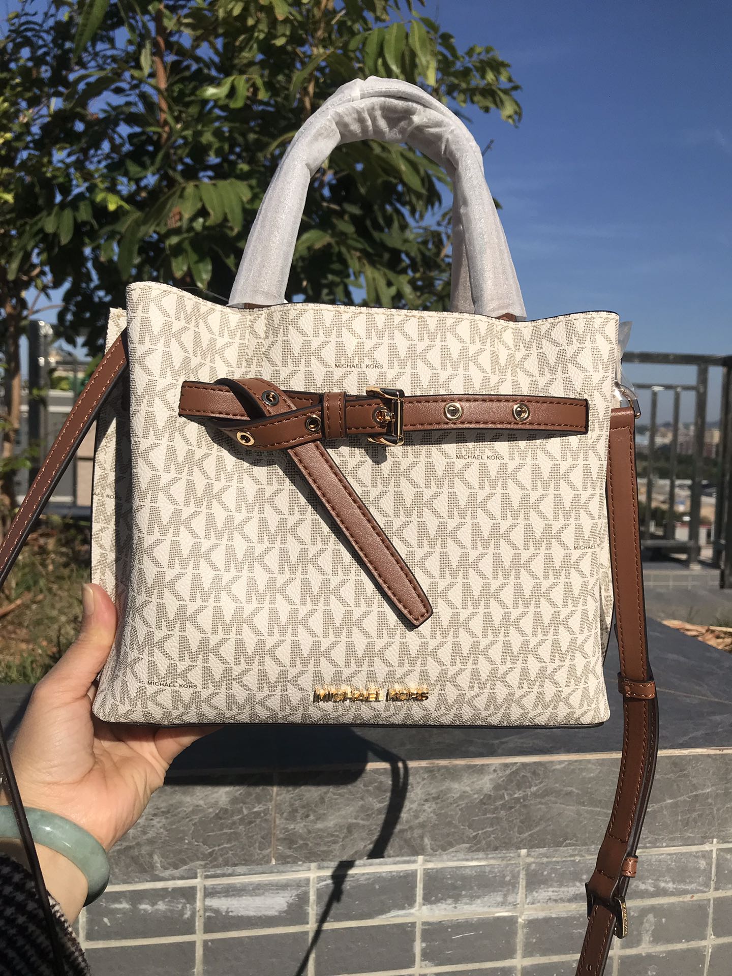 Michael Kors 独家新款，铂金耳朵包
