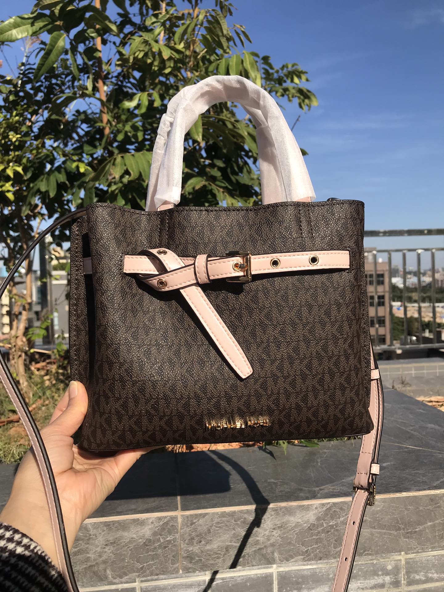 Michael Kors 独家新款，铂金耳朵包
