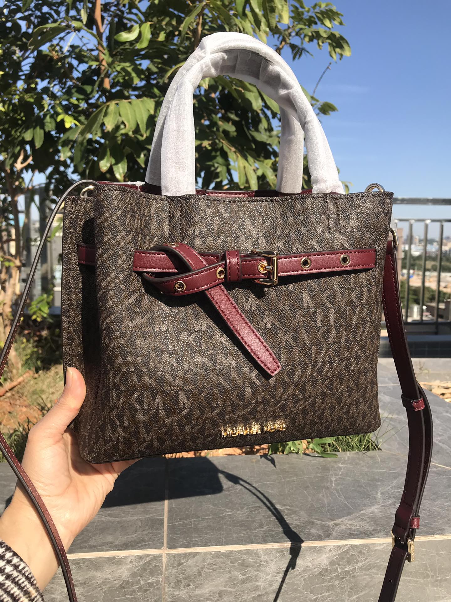 Michael Kors 独家新款，铂金耳朵包
