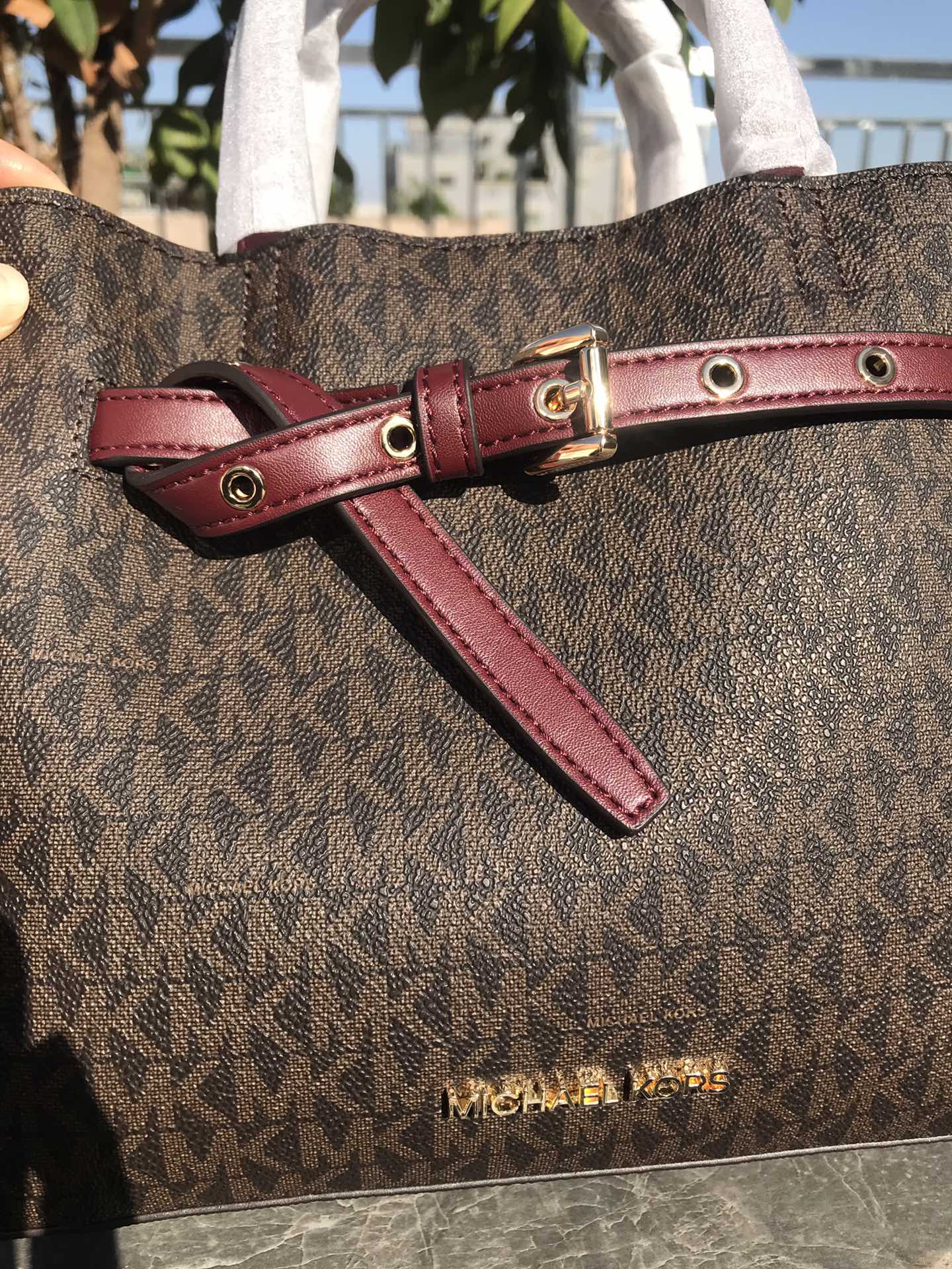 Michael Kors 独家新款，铂金耳朵包