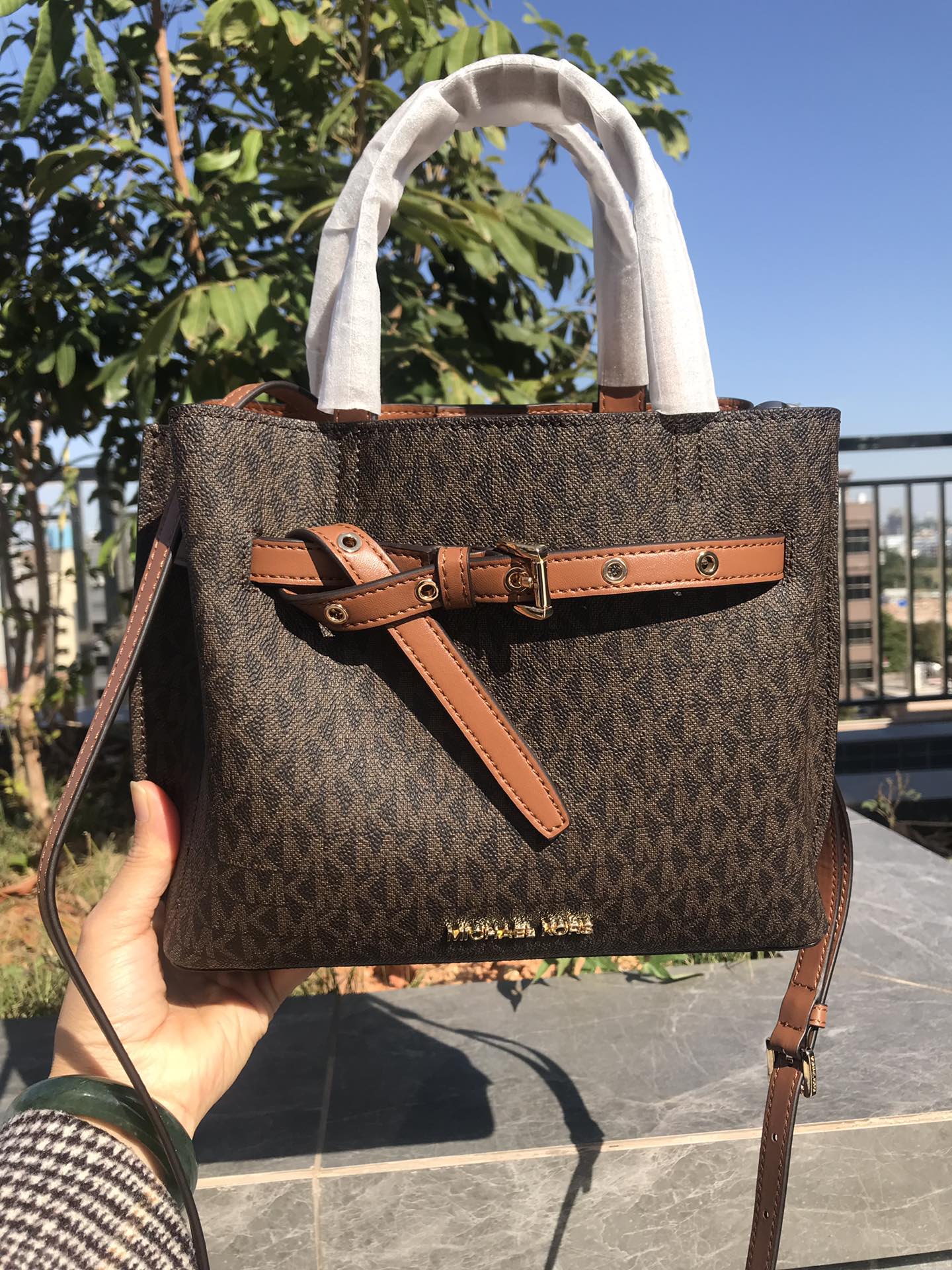 Michael Kors 独家新款，铂金耳朵包