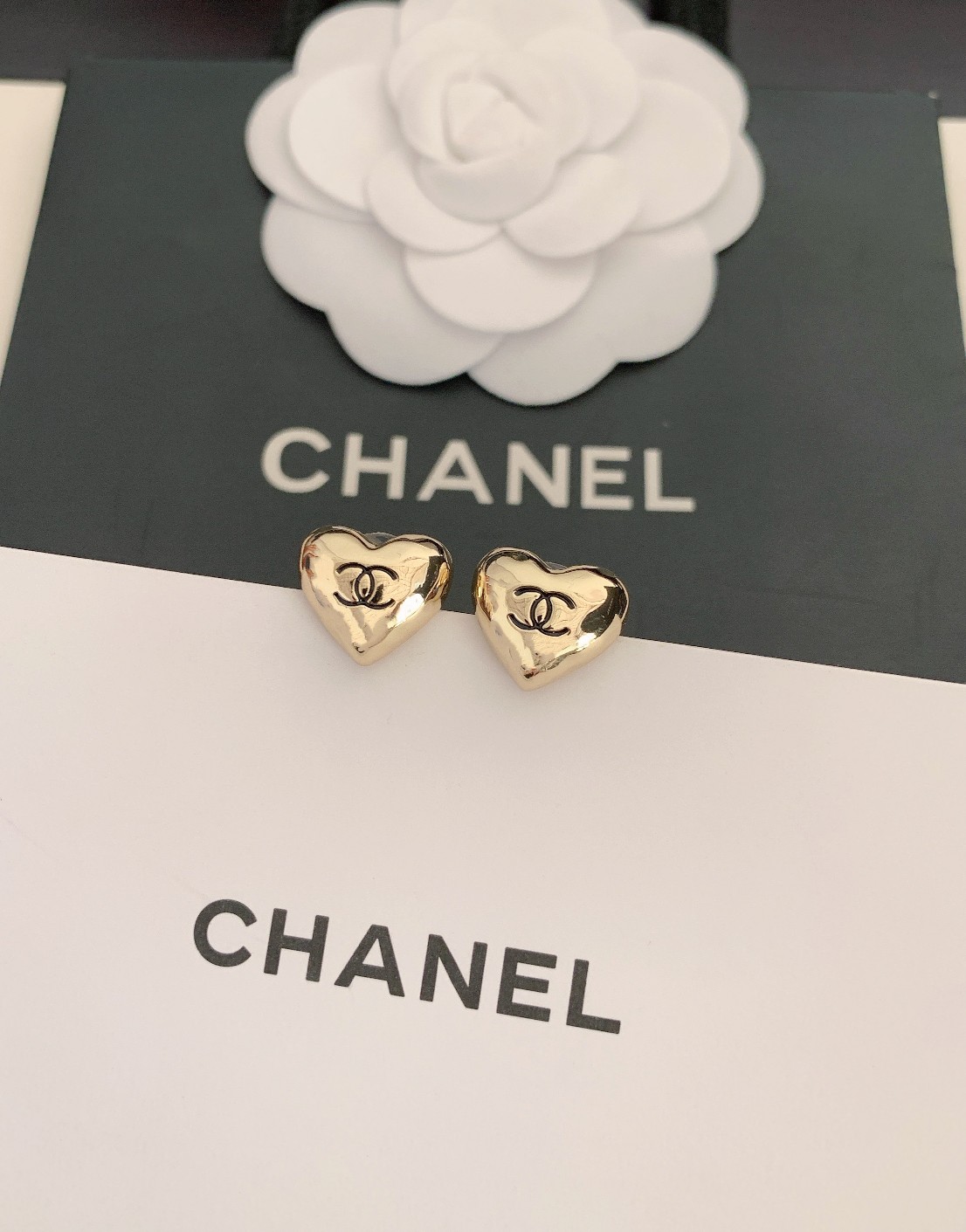 Chanel Серьги гвоздики