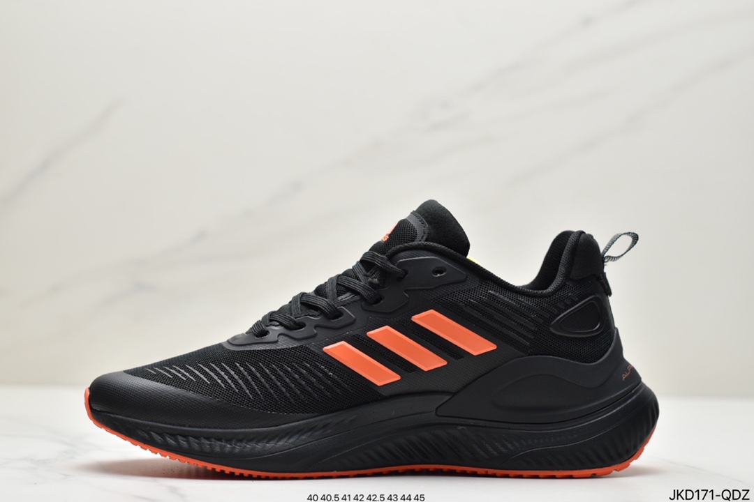 160 阿迪达斯ALPHAMAGMA 鞋子采用织物鞋面 GV7916