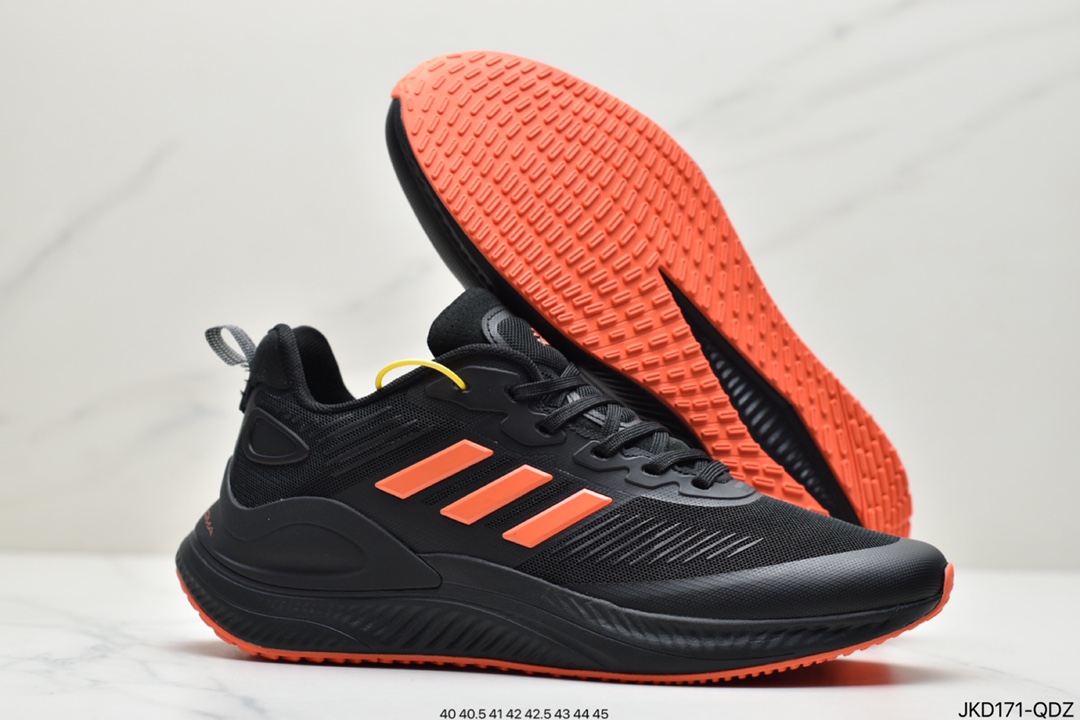 160 阿迪达斯ALPHAMAGMA 鞋子采用织物鞋面 GV7916