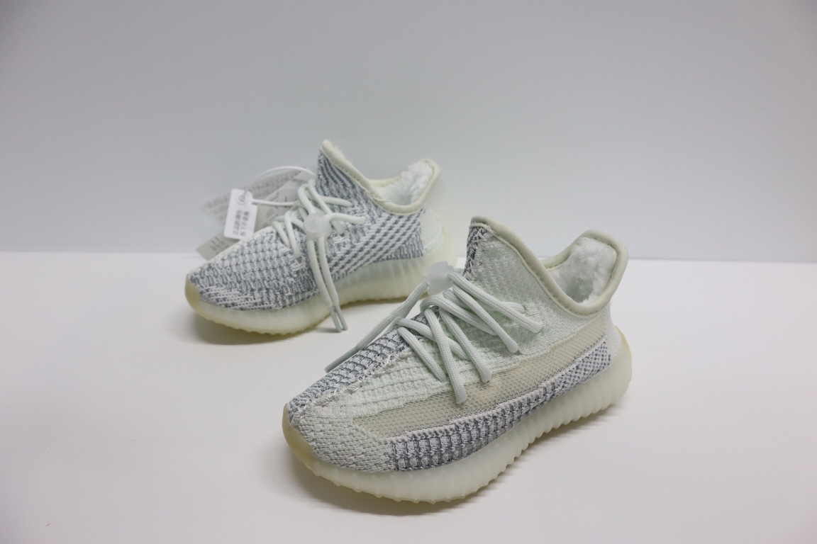 图片[5]-加毛款 加绒椰子350一脚蹬儿童运动鞋 尺码：28-35码 大莆田自创款，贴心如我们💓 加绒鞋内里，鞋垫也加绒，保暖又舒适☁️ 一脚蹬款式，穿脱便捷✔️ 喜欢椰子系列的不要错过哦，运动也不忘保暖❄️-选品中心