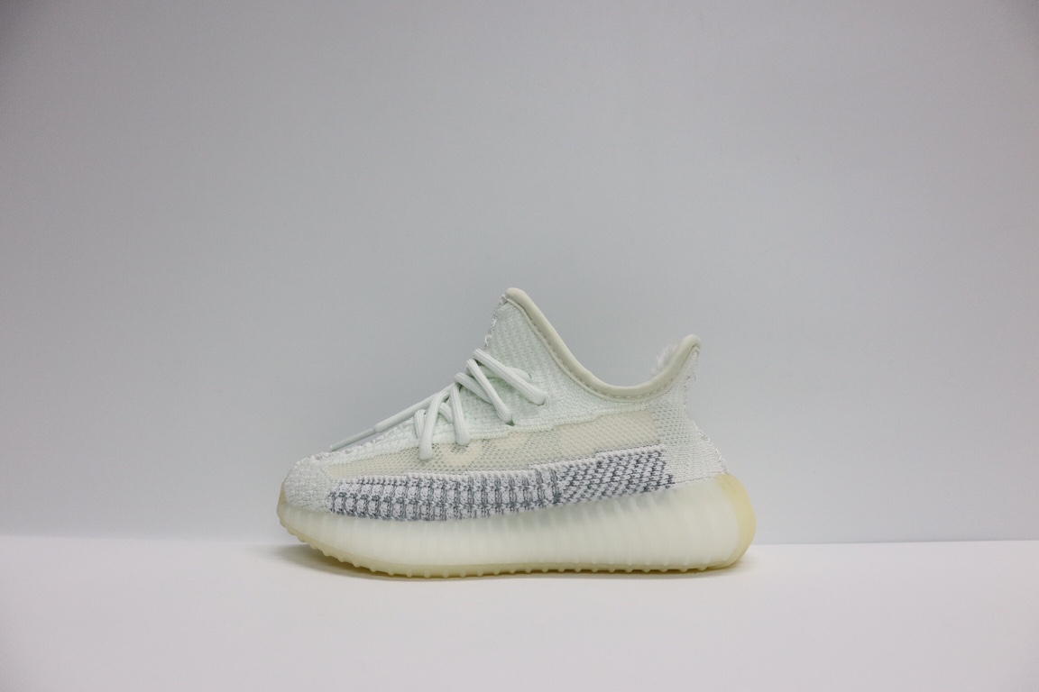 图片[4]-加毛款 加绒椰子350一脚蹬儿童运动鞋 尺码：28-35码 大莆田自创款，贴心如我们💓 加绒鞋内里，鞋垫也加绒，保暖又舒适☁️ 一脚蹬款式，穿脱便捷✔️ 喜欢椰子系列的不要错过哦，运动也不忘保暖❄️-选品中心