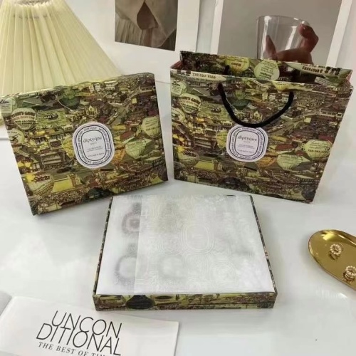 Diptyque Miniature Perfume Set - Limited Edition, Includes Gift Bag, Perfect Gift 1 Diptyque Miniature Perfume Set - Limited Edition, Includes Gift Bag, Perfect Gift