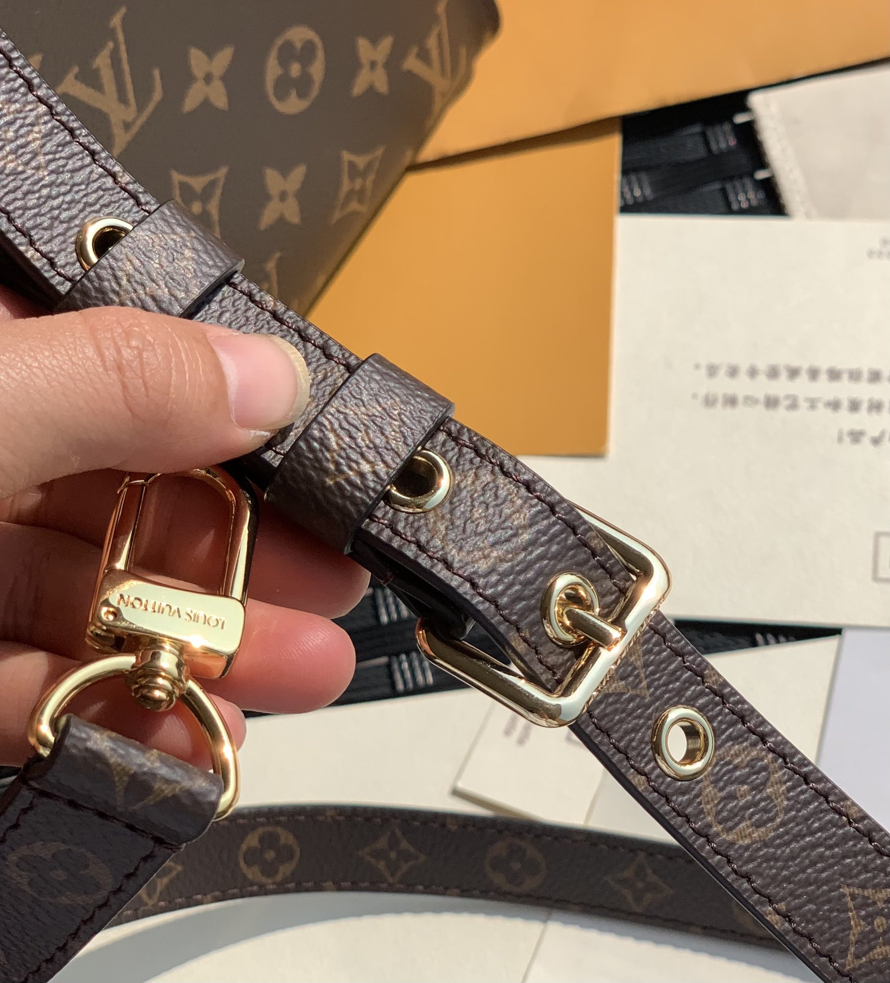 🌼 m45847尺寸21.5×22×9CM 原厂渠道！真正的牛货！l*v琴谱包SAC 🌼PLAT BB！