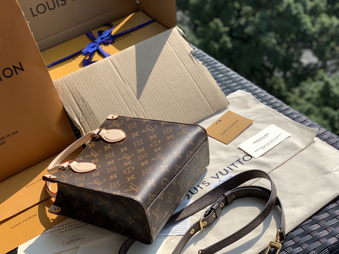 🌼 m45847尺寸21.5×22×9CM 原厂渠道！真正的牛货！l*v琴谱包SAC 🌼PLAT BB！