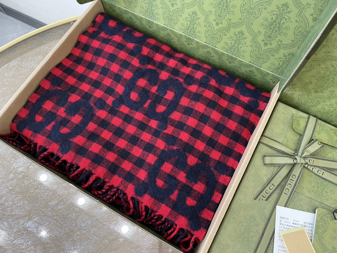 GUCCI古驰2021大G提花新款围巾644365