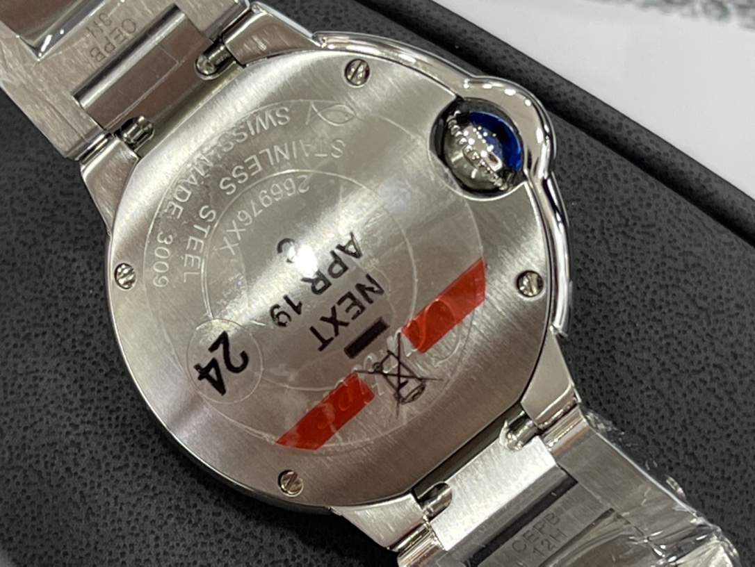 Cartier 少量有。蓝气球 28mm