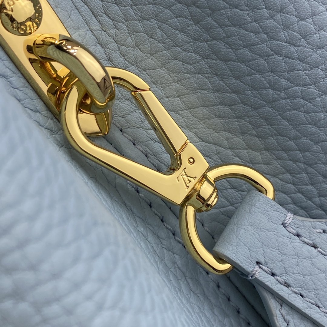 Louis Vuitton LV Capucines AAAAA+
 Bags Handbags Blue Light Weave Calfskin Cowhide M57672