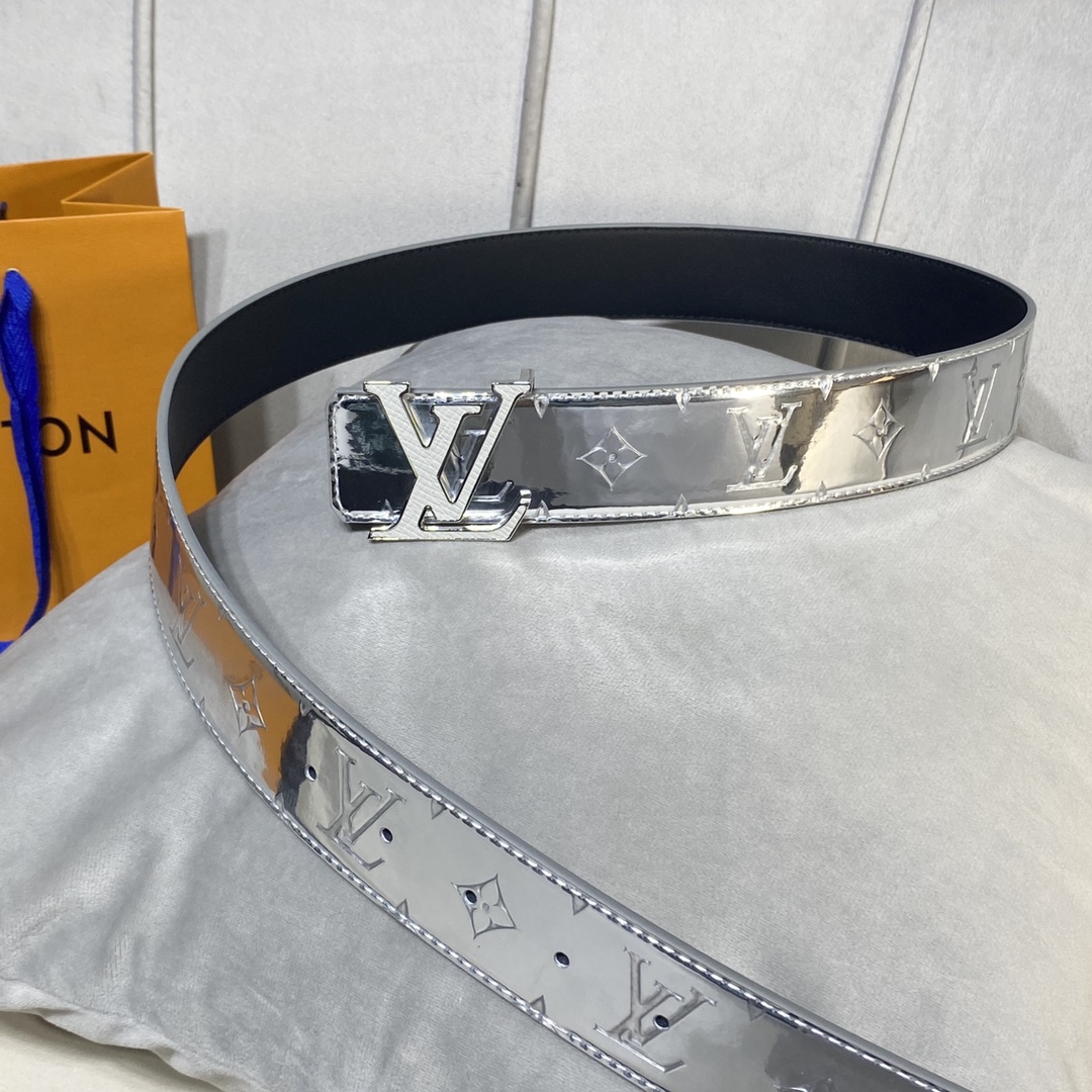 Louis Vuitton Belts Men Calfskin Cowhide