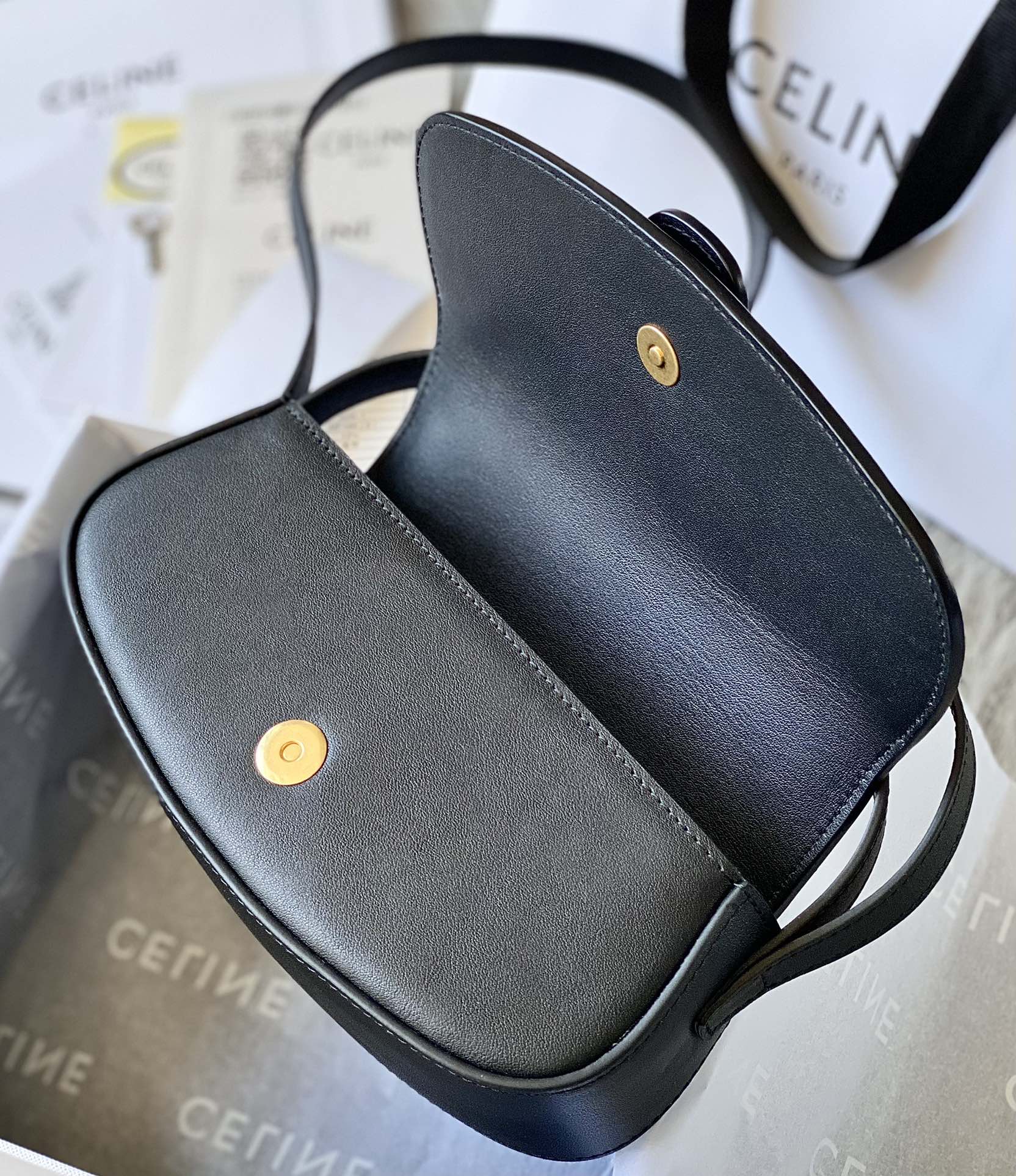 CELINE赛琳秋冬新款手袋101592