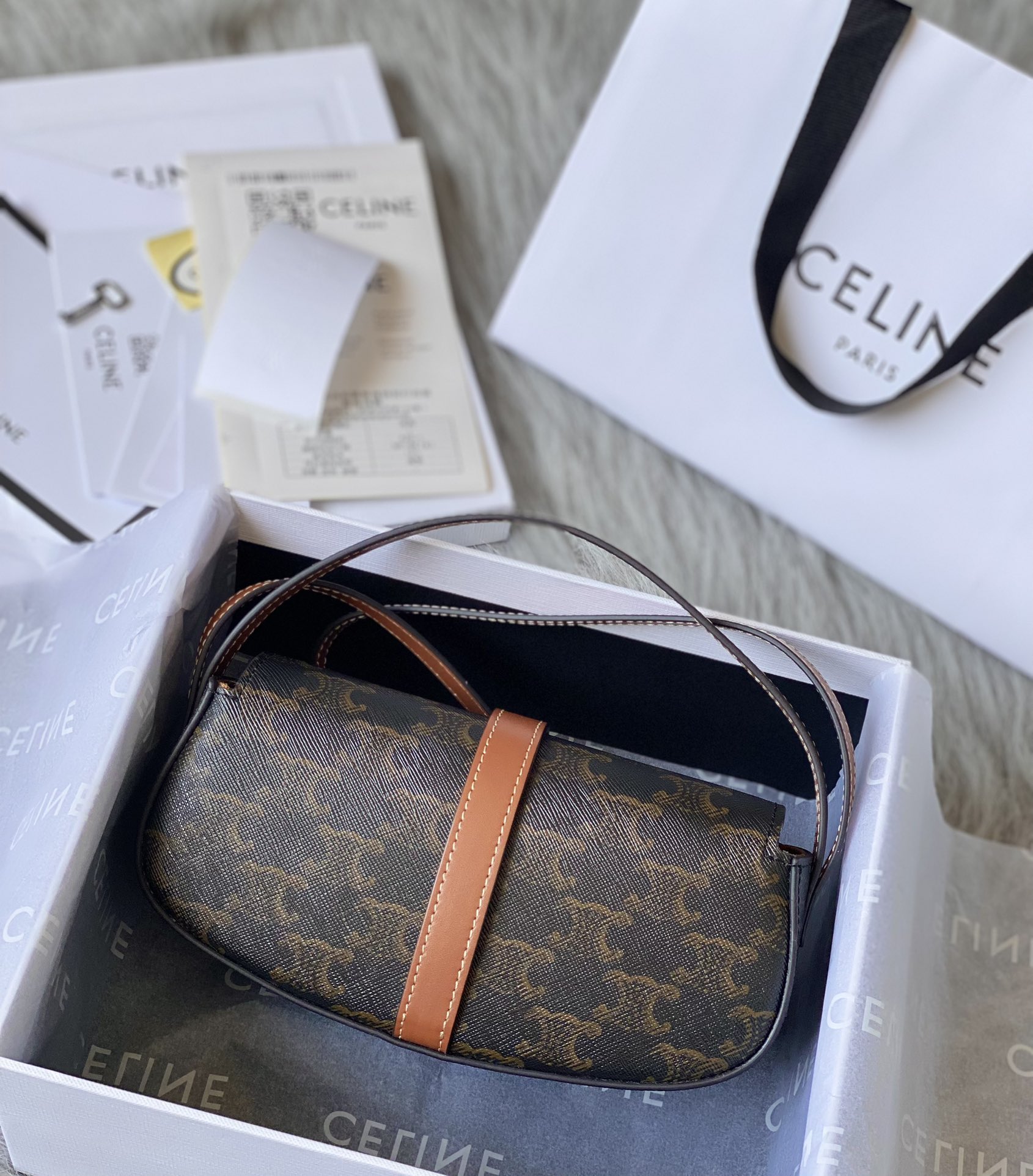 CELINE赛琳秋冬新款老花手袋101592