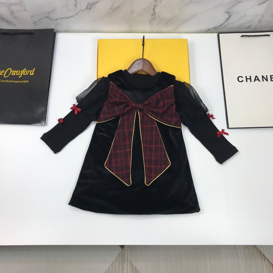 Chane*/Françoise* Elegant College Style Fashion with Velvet Vests and Butterfly Designs - 图片 2
