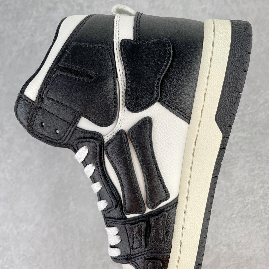 图片[7]-＃LJ渠道版福利 AMIRI Skel Top Hi Sneakers 洛杉矶街头之王 高奢·埃米尔 骨骼高帮板鞋 黑白 区分市面所有在售版本 正确鞋舌外翻细节 正确骨头形状 正确双层加厚皮料 市面唯一正确批次 全套配件及包装物 鞋面采用手工切割和边缘涂漆的皮革和骨头贴花 并具有真皮鞋面和模压EVA鞋垫 高密度的电脑车线工艺 尺码：40 41 42 43 44 45-选品中心