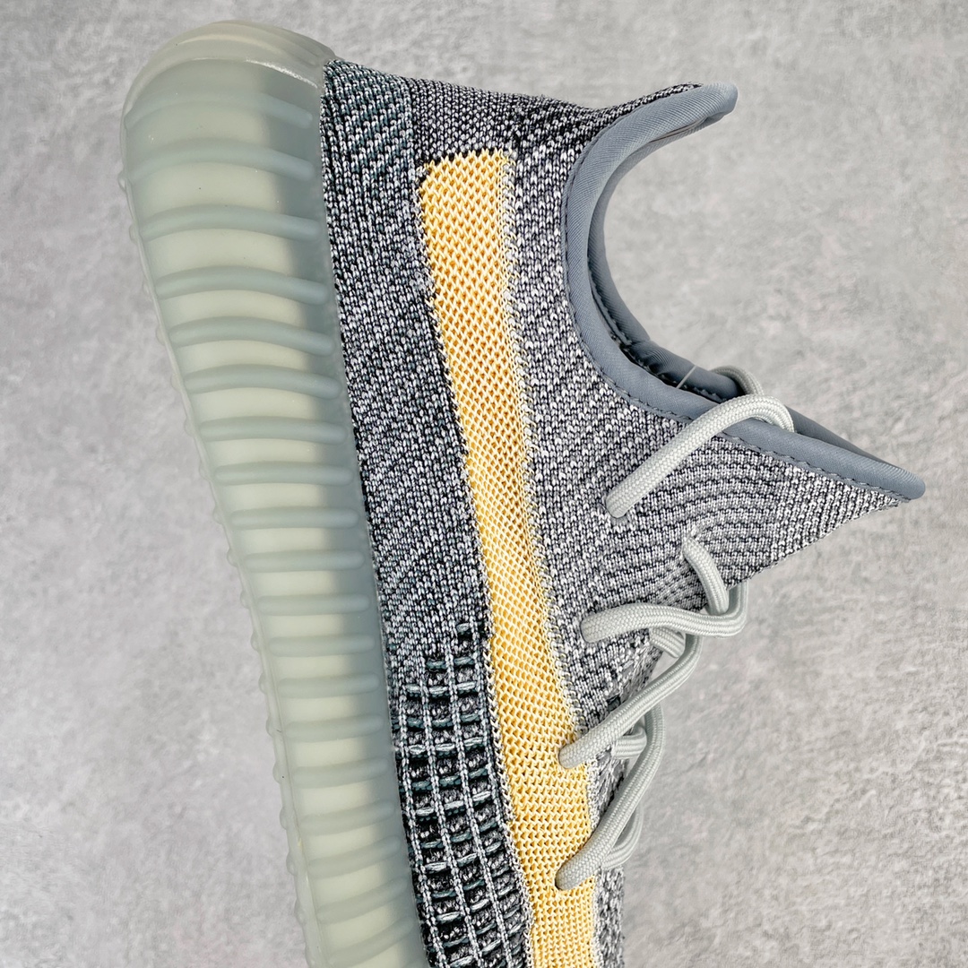 图片[6]-💰200 ＃K版纯原 巴斯夫福利‼Yeezy Boost 350 V2 水洗蓝 货号：GY7657 市面中端最王炸版本 lw同源配套打造 全套原楦 原纸版 原鞋开模完美打造 采用辰元飞织鱼丝网原厂面 非进口机台 大底原厂半透明RB巴斯夫满钉大底  原厂东莞百宏3M反光鞋带 质感一致 原厂鑫成新粉原鞋垫 LOGO胶浆印花 钛金针与高士马克线针车精工打造 一切遵循原厂指令单采购同源原材 采购全套原厂进口材料 原纸版 原楦头 一切同源公司 大几率过验 混卖无压力‼️SIZE：36 36.5 37 38 38.5 39 40 40.5 41 42 42.5 43 44 44.5 45 46 47 编码：Mby2936070-运动鞋