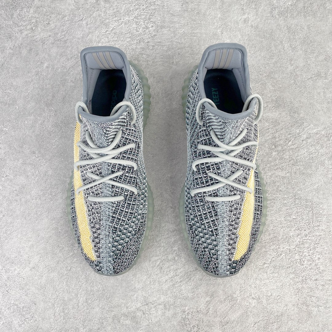 图片[2]-💰200 ＃K版纯原 巴斯夫福利‼Yeezy Boost 350 V2 水洗蓝 货号：GY7657 市面中端最王炸版本 lw同源配套打造 全套原楦 原纸版 原鞋开模完美打造 采用辰元飞织鱼丝网原厂面 非进口机台 大底原厂半透明RB巴斯夫满钉大底  原厂东莞百宏3M反光鞋带 质感一致 原厂鑫成新粉原鞋垫 LOGO胶浆印花 钛金针与高士马克线针车精工打造 一切遵循原厂指令单采购同源原材 采购全套原厂进口材料 原纸版 原楦头 一切同源公司 大几率过验 混卖无压力‼️SIZE：36 36.5 37 38 38.5 39 40 40.5 41 42 42.5 43 44 44.5 45 46 47 编码：Mby2936070-运动鞋