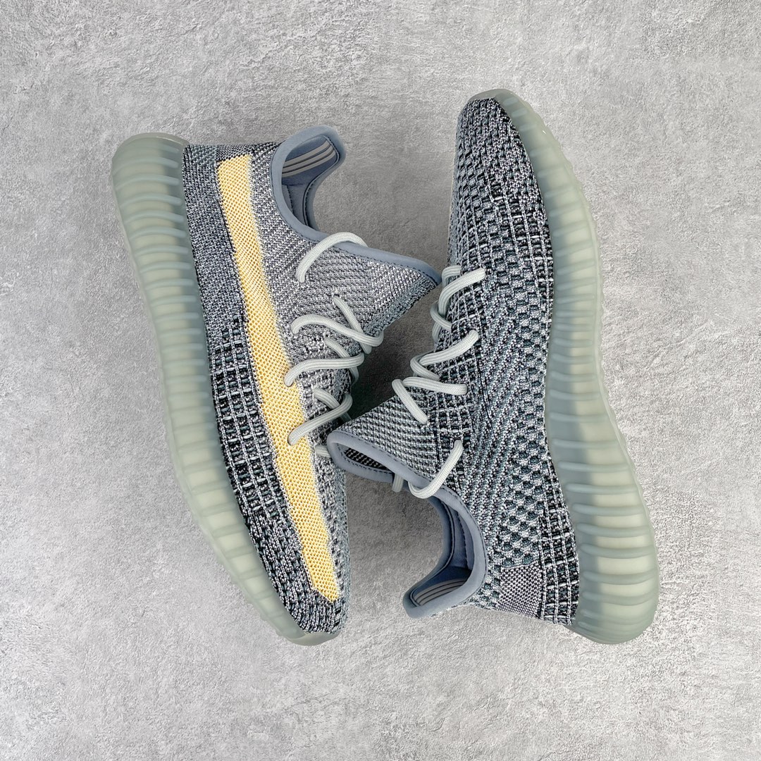 图片[3]-💰200 ＃K版纯原 巴斯夫福利‼Yeezy Boost 350 V2 水洗蓝 货号：GY7657 市面中端最王炸版本 lw同源配套打造 全套原楦 原纸版 原鞋开模完美打造 采用辰元飞织鱼丝网原厂面 非进口机台 大底原厂半透明RB巴斯夫满钉大底  原厂东莞百宏3M反光鞋带 质感一致 原厂鑫成新粉原鞋垫 LOGO胶浆印花 钛金针与高士马克线针车精工打造 一切遵循原厂指令单采购同源原材 采购全套原厂进口材料 原纸版 原楦头 一切同源公司 大几率过验 混卖无压力‼️SIZE：36 36.5 37 38 38.5 39 40 40.5 41 42 42.5 43 44 44.5 45 46 47 编码：Mby2936070-运动鞋