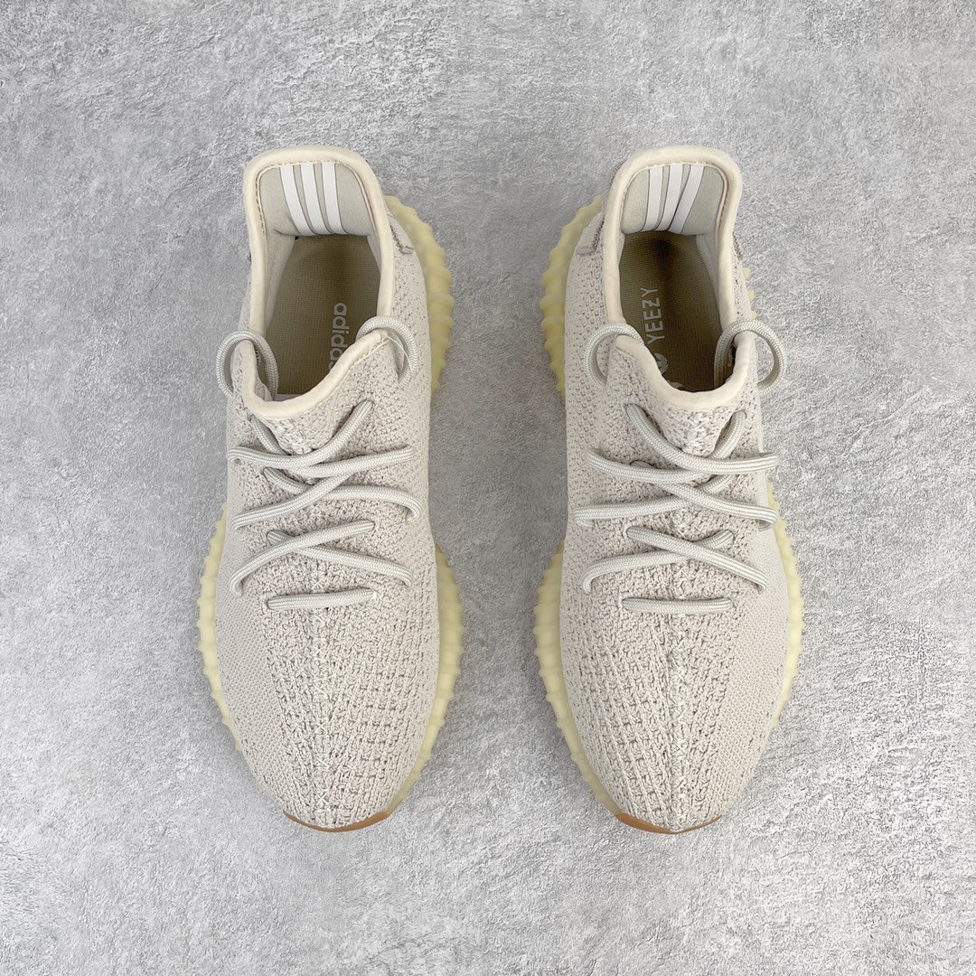 图片[2]-💰200 ＃K版纯原 巴斯夫福利‼Yeezy Boost 350 V2 芝麻灰 货号：F99710 市面中端最王炸版本 lw同源配套打造 全套原楦 原纸版 原鞋开模完美打造 采用辰元飞织鱼丝网原厂面 非进口机台 大底原厂半透明RB巴斯夫满钉大底  原厂东莞百宏3M反光鞋带 质感一致 原厂鑫成新粉原鞋垫 LOGO胶浆印花 钛金针与高士马克线针车精工打造 一切遵循原厂指令单采购同源原材 采购全套原厂进口材料 原纸版 原楦头 一切同源公司 大几率过验 混卖无压力‼️SIZE：36 36.5 37 38 38.5 39 40 40.5 41 42 42.5 43 44 44.5 45 46 47 编码：Mby2936070-运动鞋