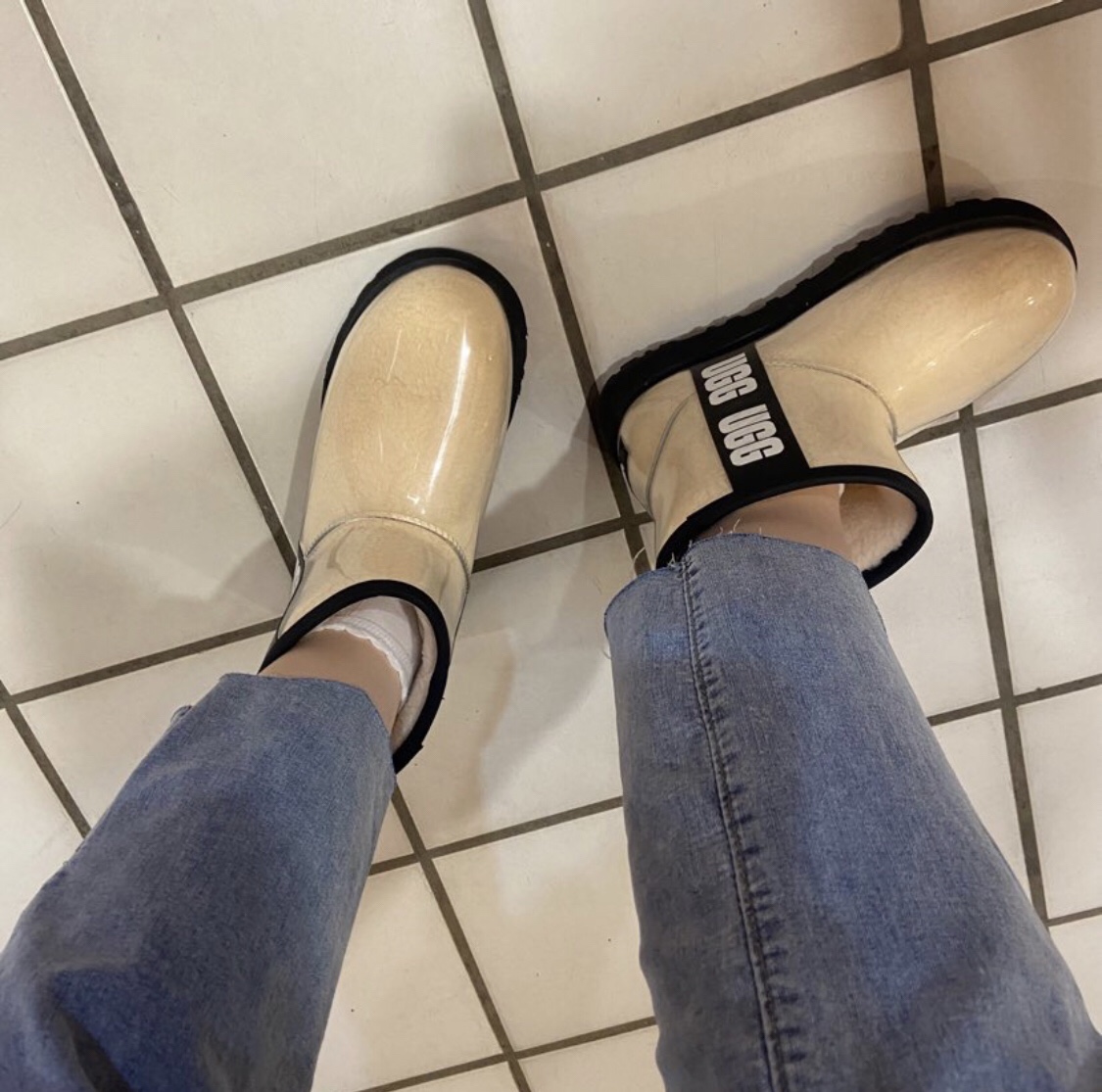 图片[7]-U家新款果冻透明系列儿童亲子雪地靴 尺码：26-37码 进口莱卡面透明材质，防水效果佳👍🏻 内里羊羔毛🐑，保暖又舒适☁️ 橡胶防滑大底，可肆意玩雪啦❄️ 5⃣️个经典配色，时髦又洋气🆒-选品中心