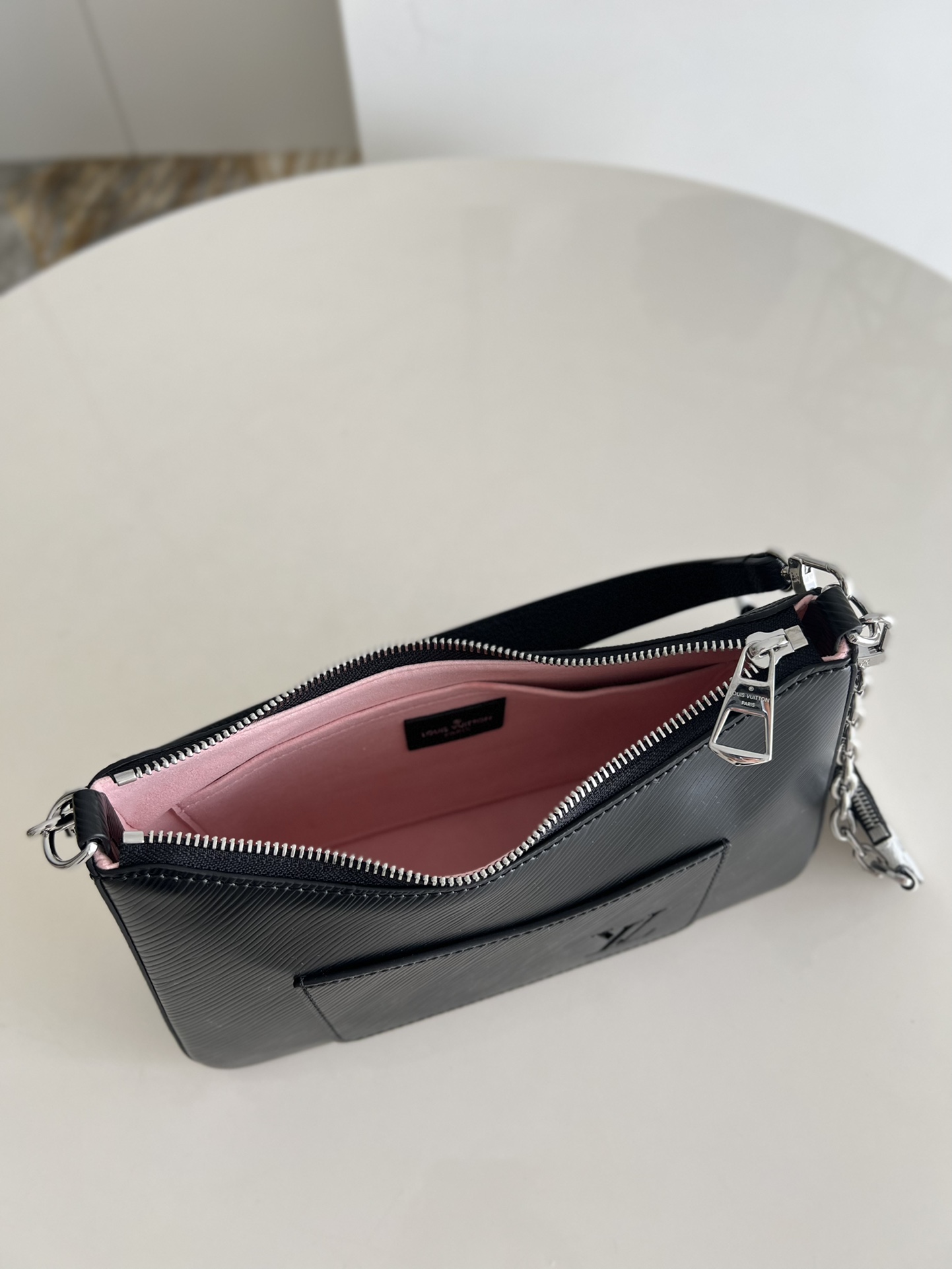 Louis Vuitton LV Marelle handbag M80689黑色