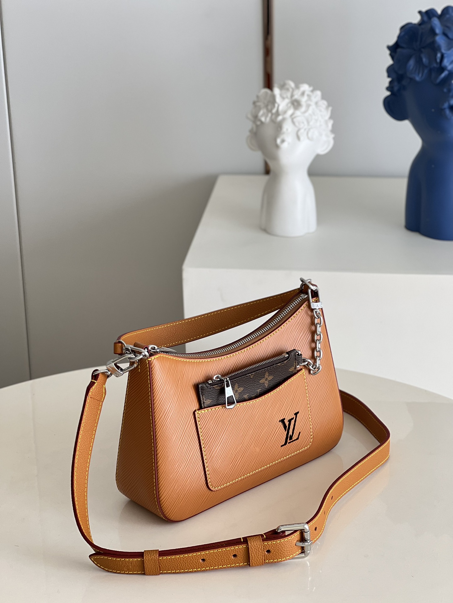 Louis Vuitton LV Marelle handbag M80794焦糖色