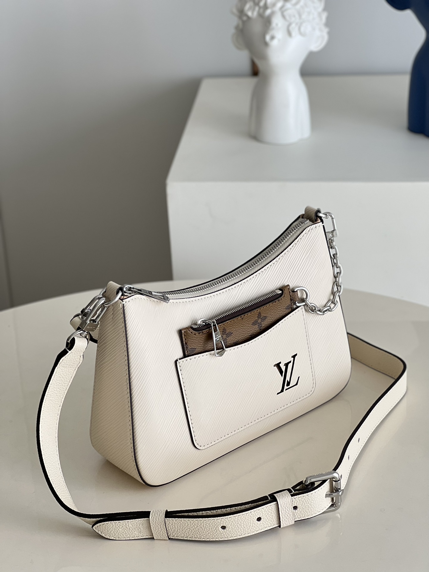 Louis Vuitton LV Marelle handbag M80688米白