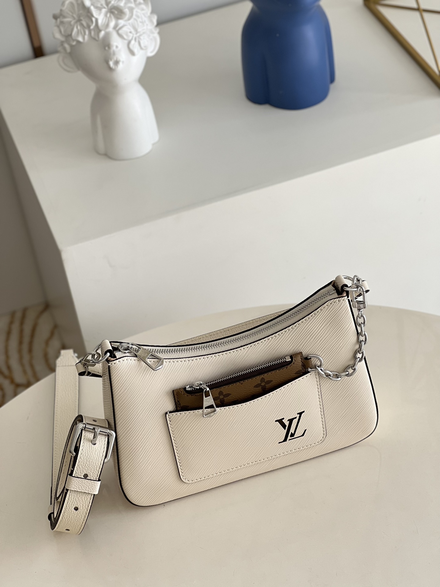 Louis Vuitton LV Marelle handbag M80688米白