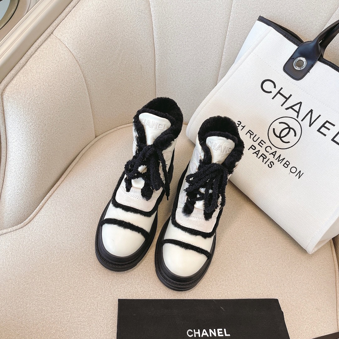 CHANEL 가을/겨울 여성 부츠 슬립온 스트레이트 부츠 라이더 부츠 이탈리아산 천연가죽 아웃솔